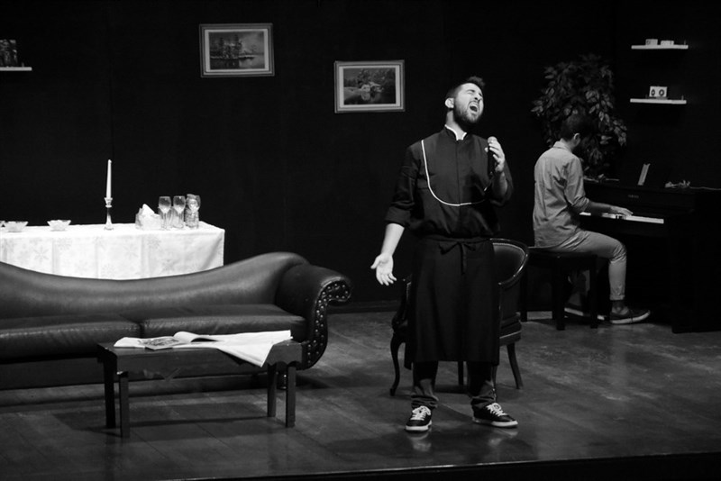 Perfect Strangers play at LAU